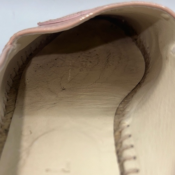 CHANEL Baby Pink Shiny Patent Leather CC Logo Espadrille Pull Ons EU 37 - Picture 4 of 12